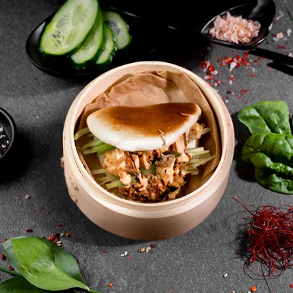 Bao with chicken and kimchi aioli sauce