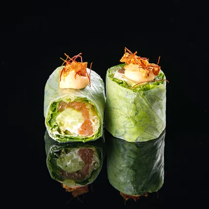 Spring roll with salmon